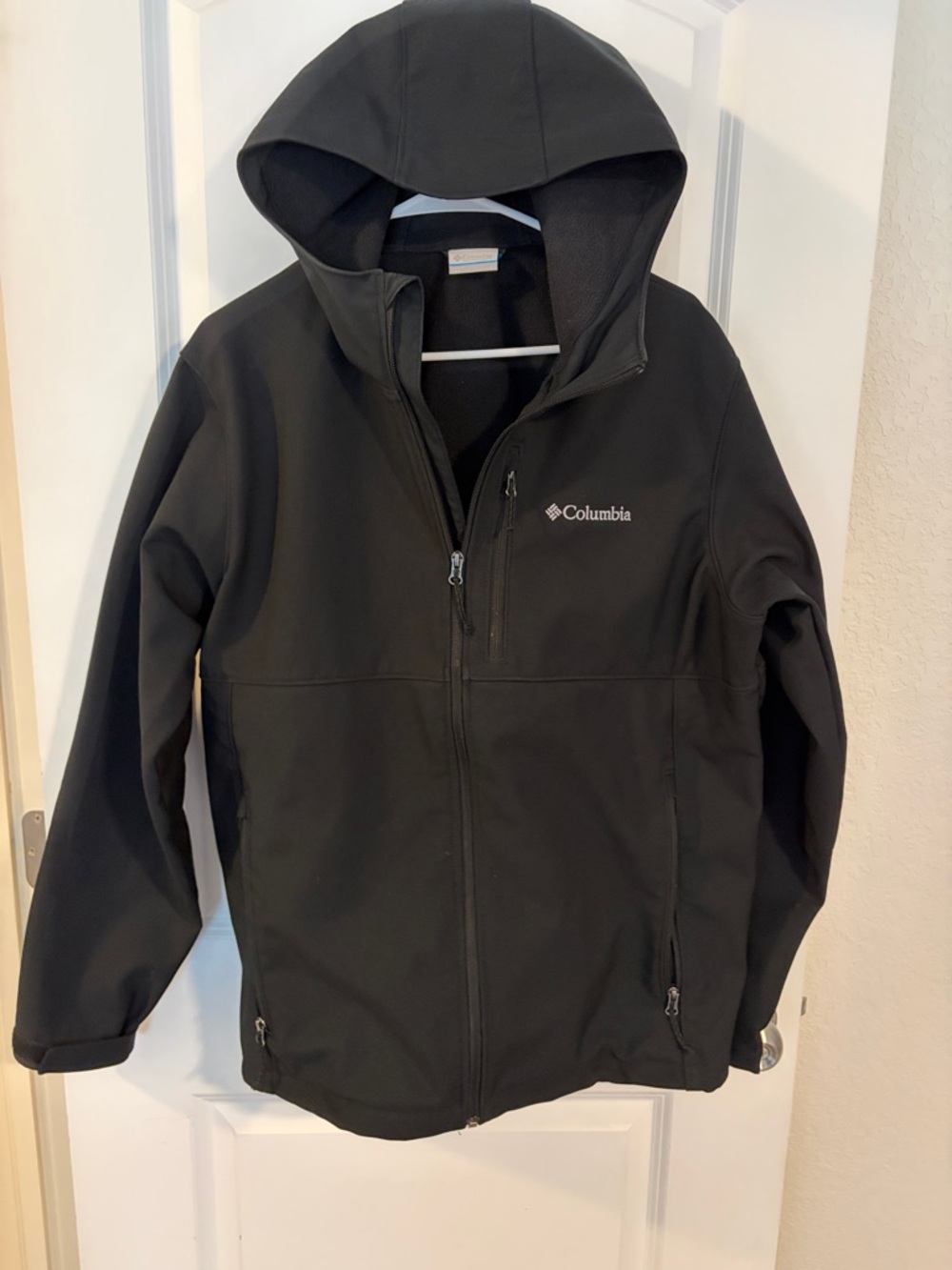 Columbia Black Hooded  Softshell Jacket